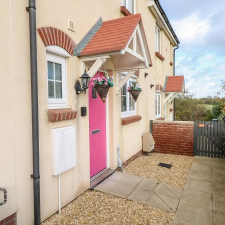 10 Belfrey Close Milford Haven Extérieur photo