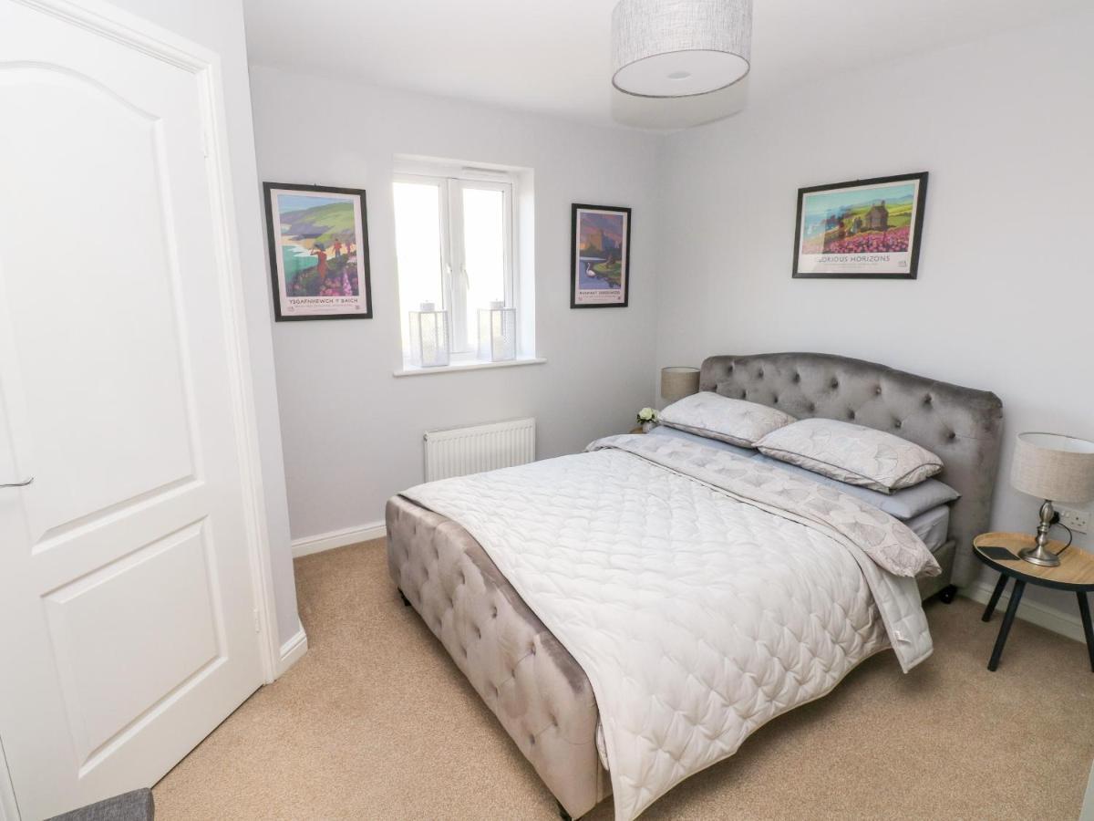 10 Belfrey Close Milford Haven Extérieur photo